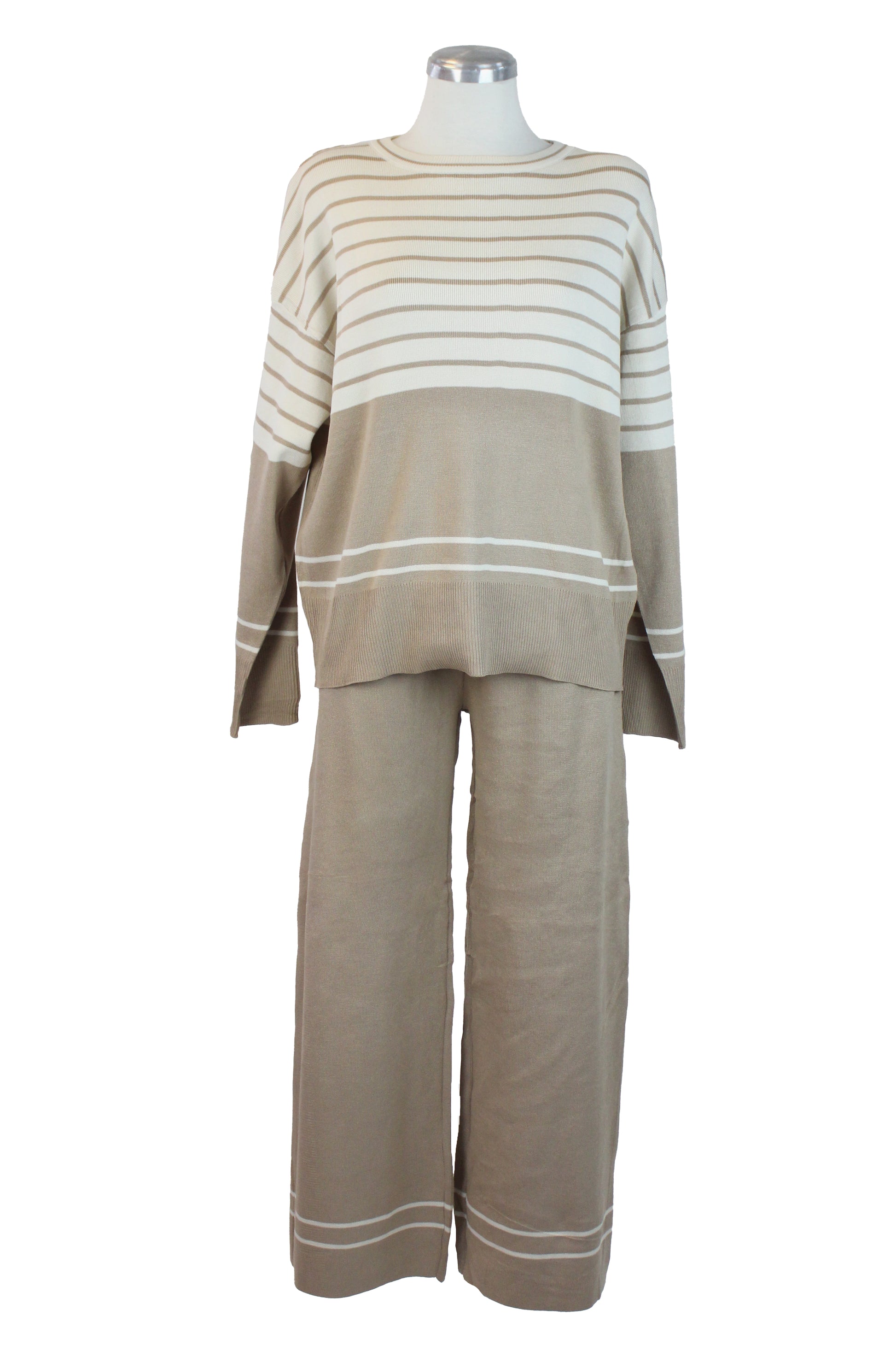 BCY28001 Conjunto Suéter Líneas Horizontales