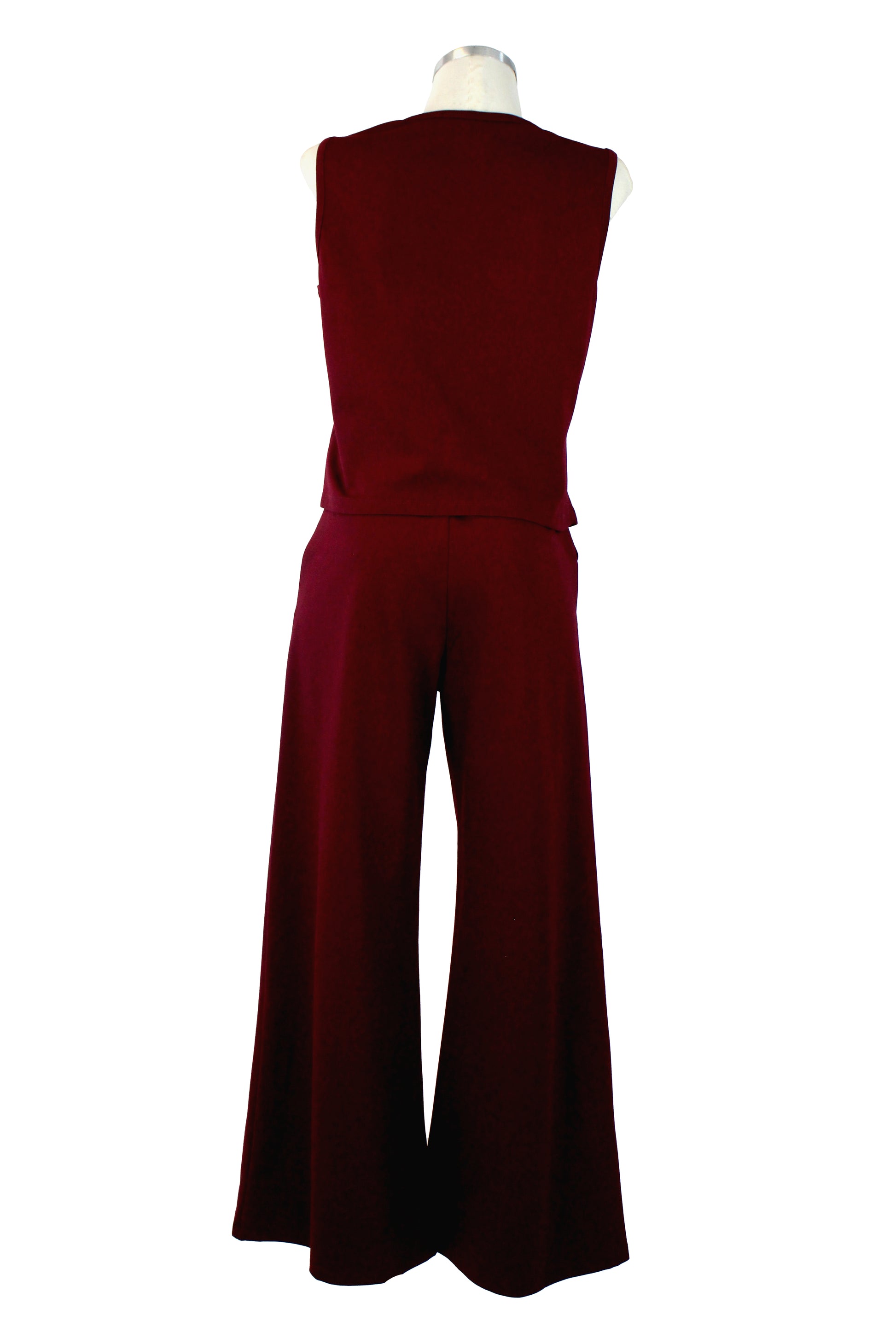 1301SPJ Conjunto Chaleco con Botes Pantalón Línea Punteada