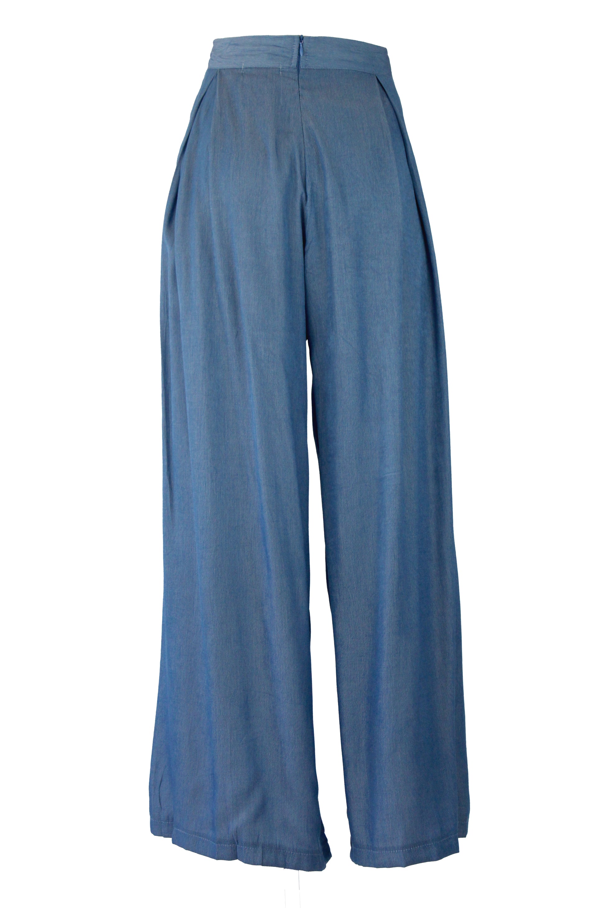 ZS313 Pantalón tipo mezclilla con flor bordada