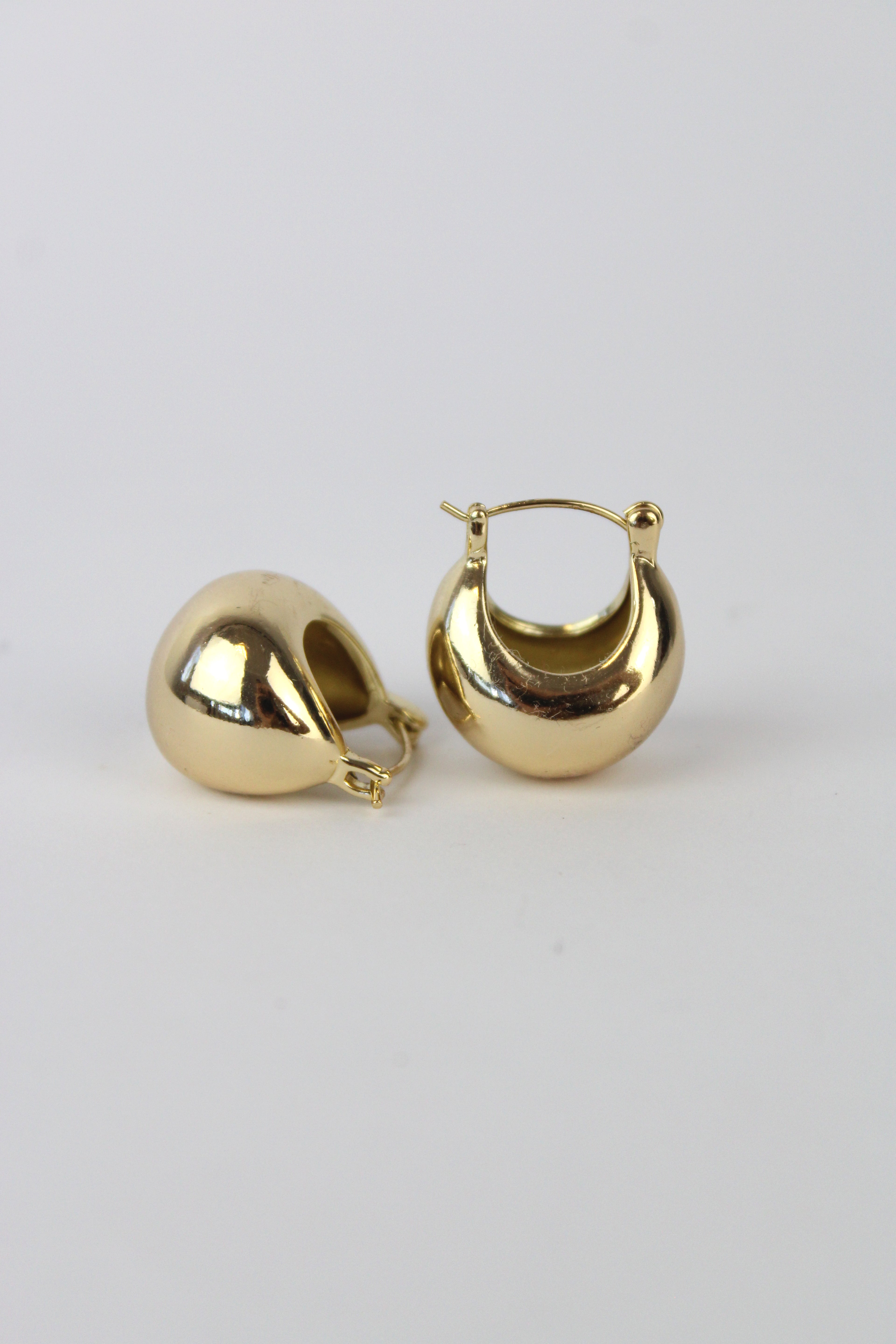 HU13021 Arracada bola