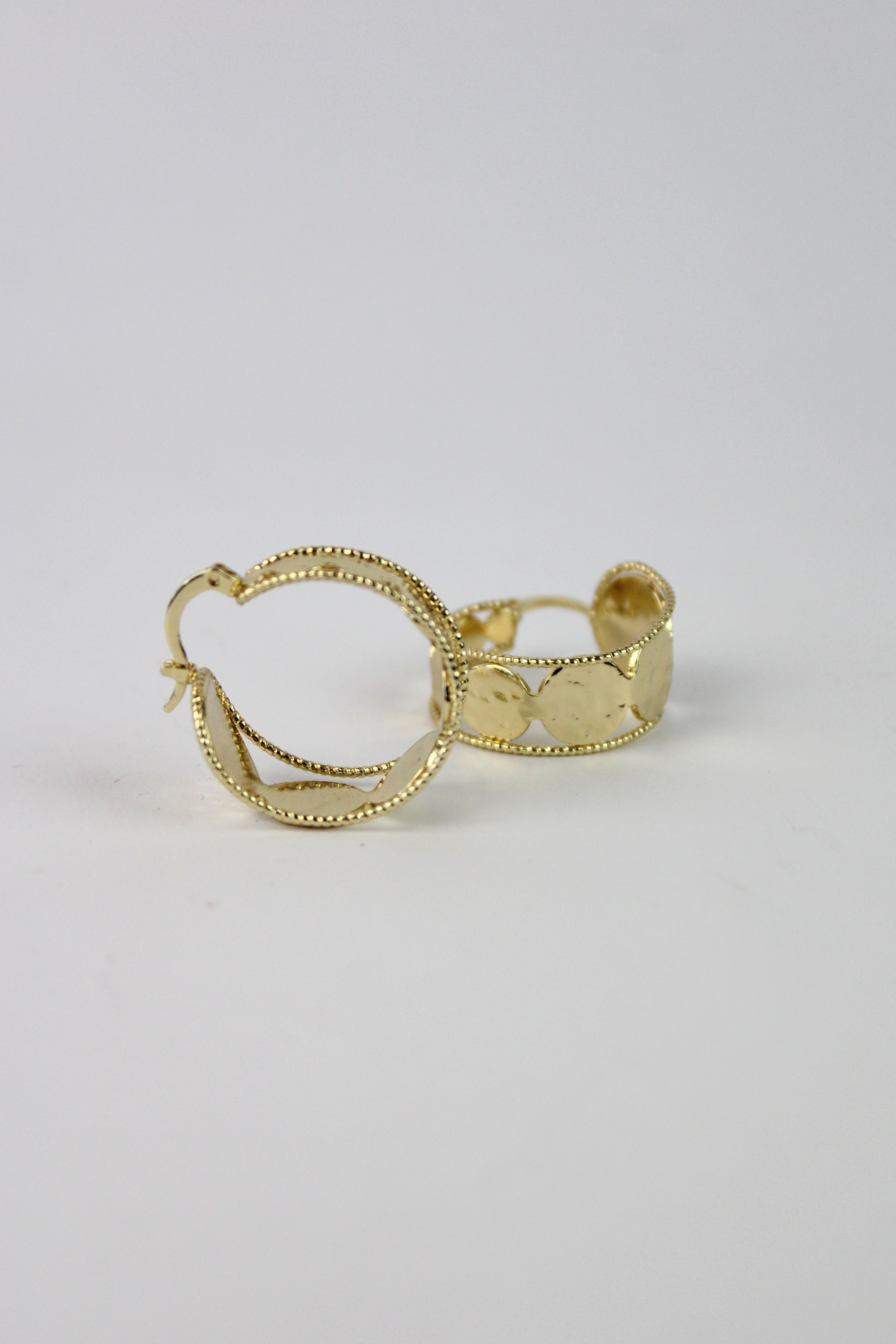 HU 12003 Arracada circular con orilla