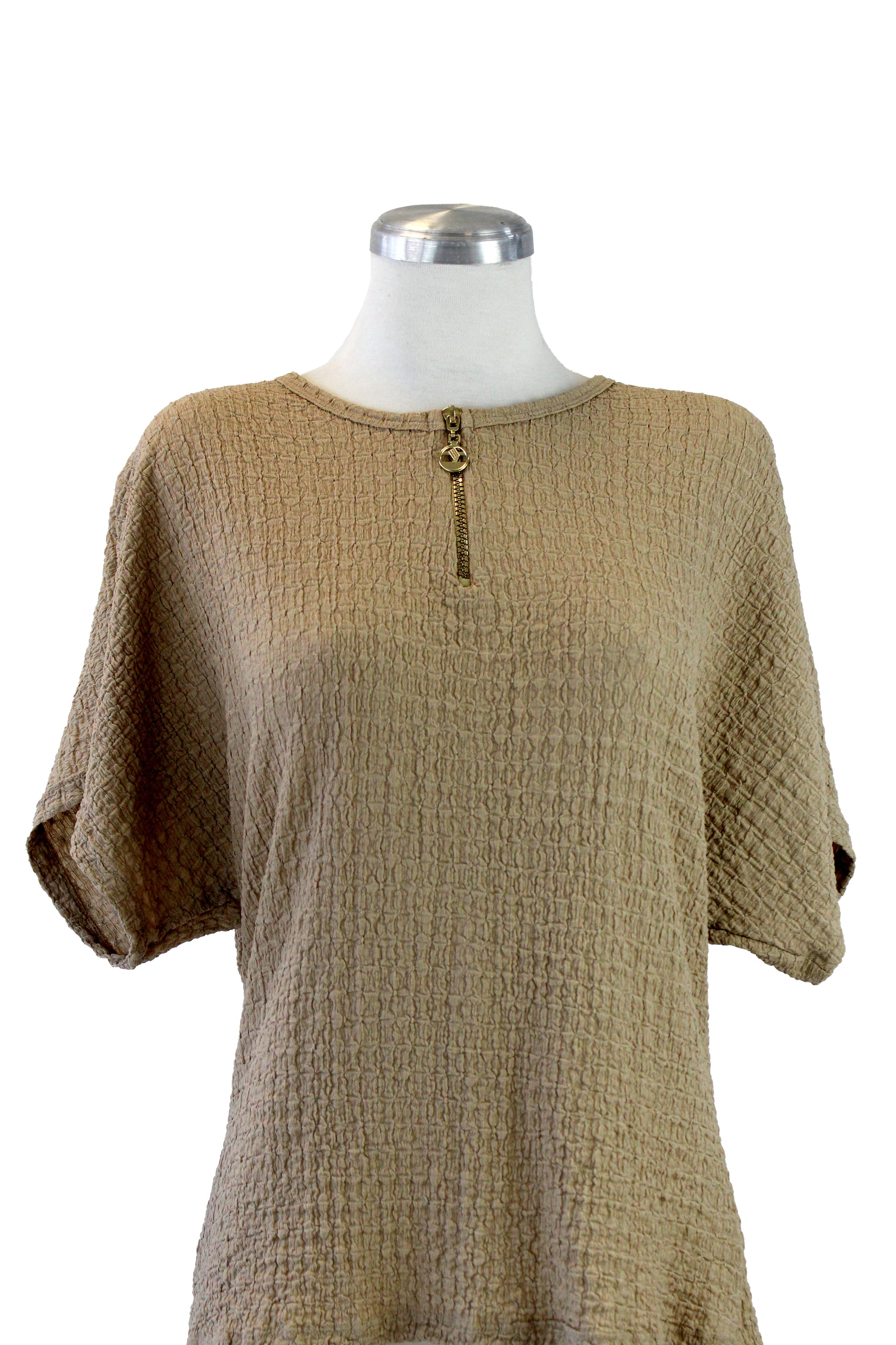 M2364 Blusa Corrugada cuello Redondo con Zipper