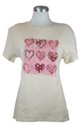 M5552 Playera Con Estampado  De Corazones Con Pedreria