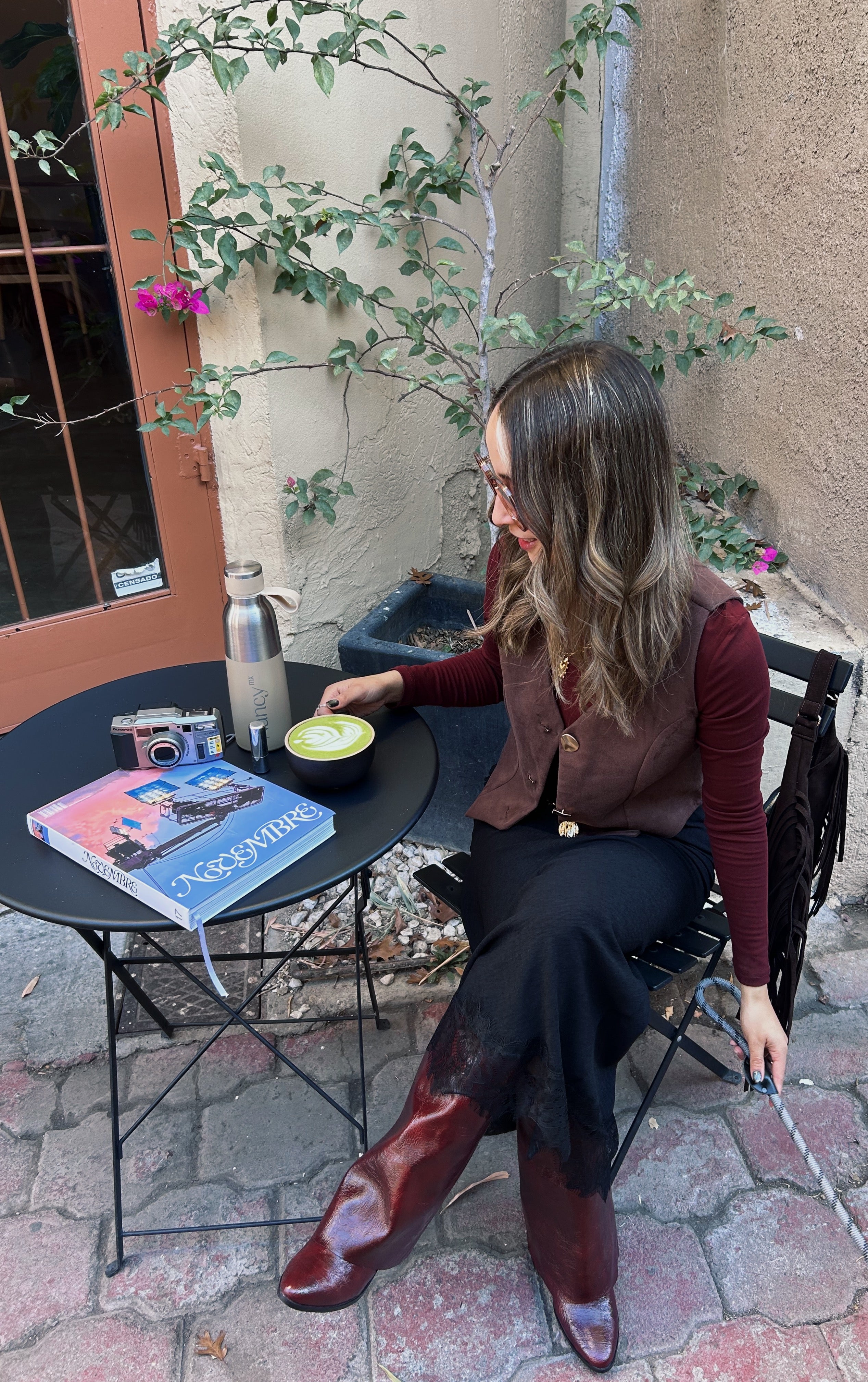 4106LXLJ Falda Larga Corrugada con Encaje