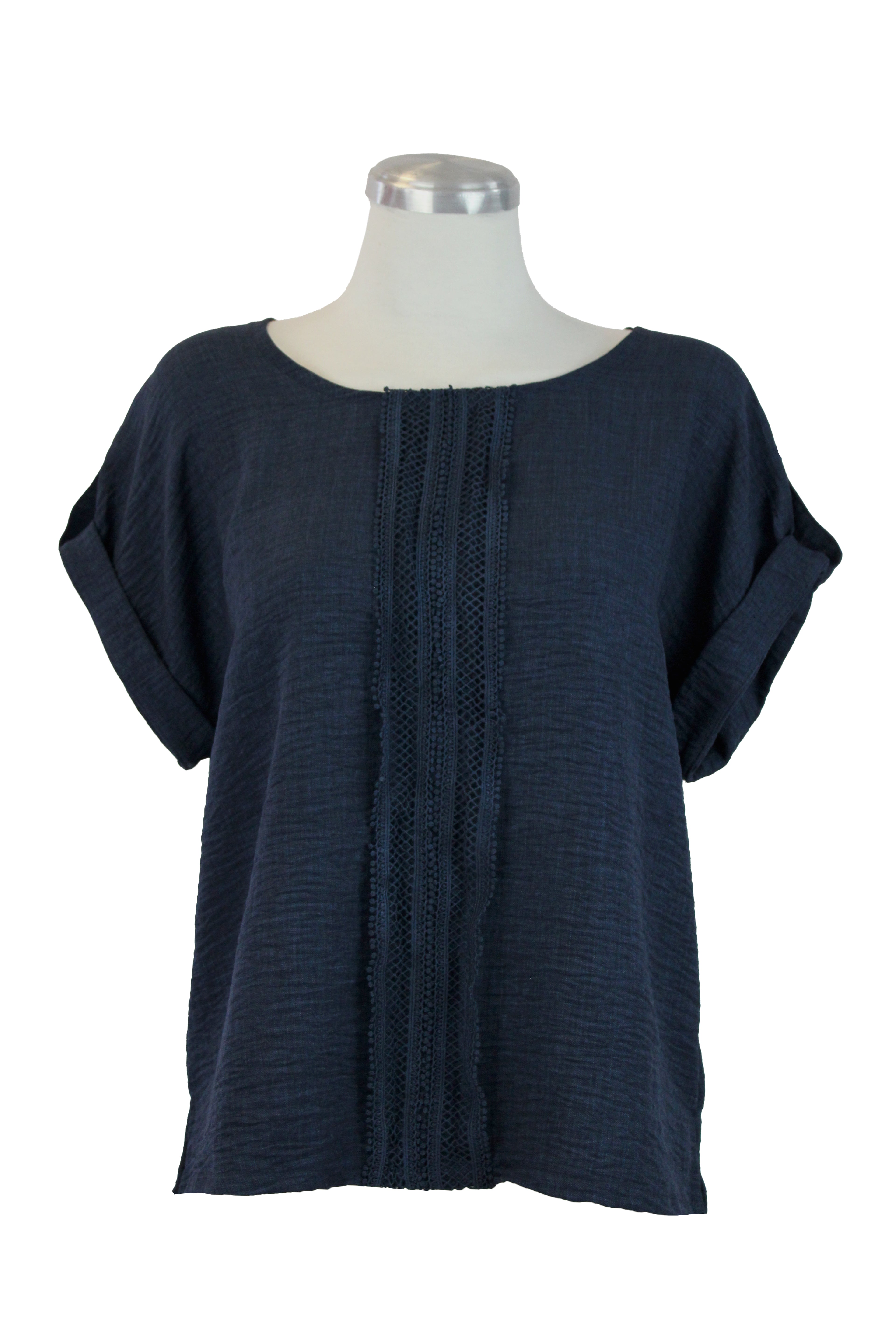 0064 Blusa Con Bordado Frontal Manga Arremangada