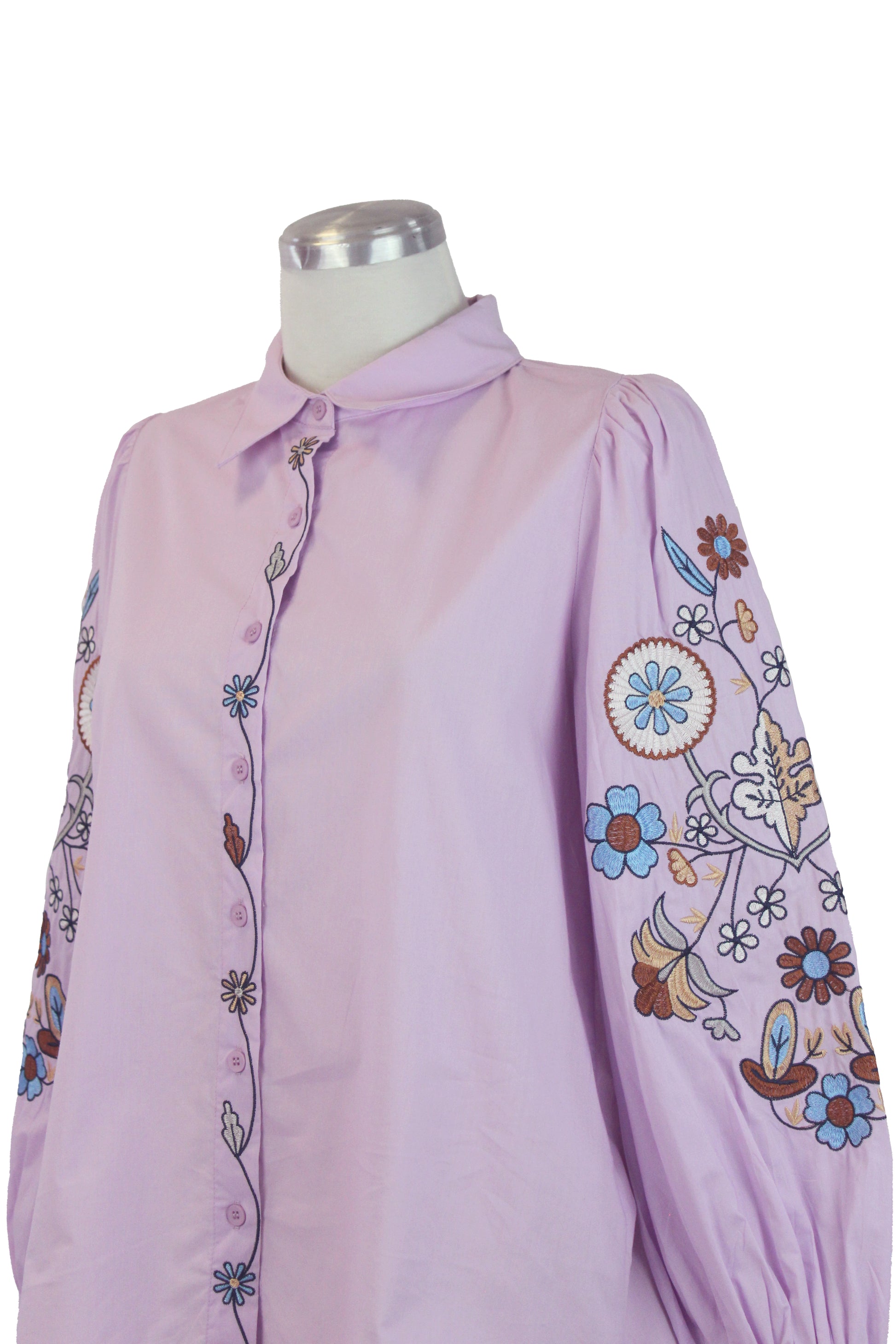 GOZX512 Camisa flores bordada