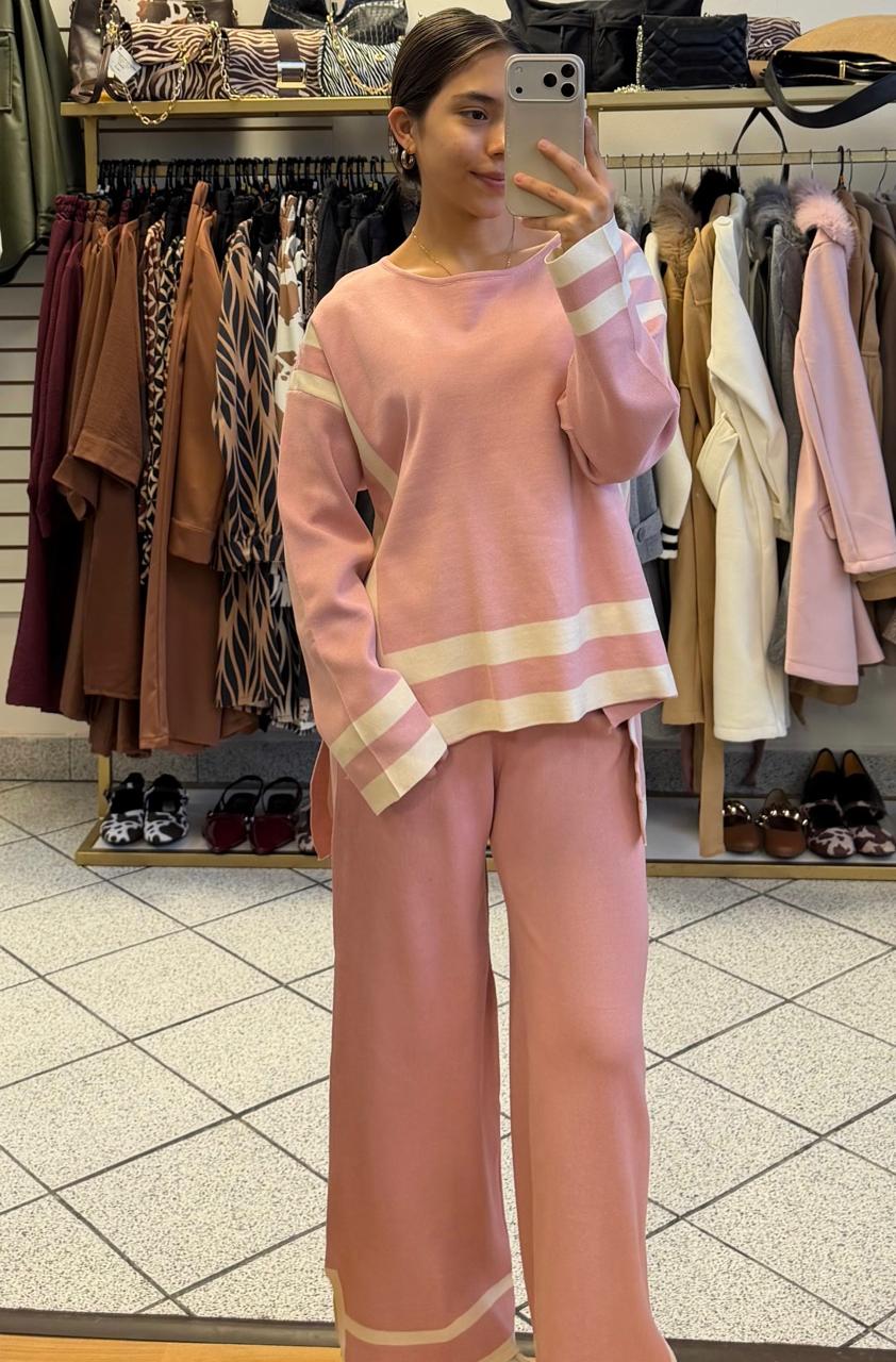 D35-1 Conjunto Suéter con Rayas Laterales e Inferiores