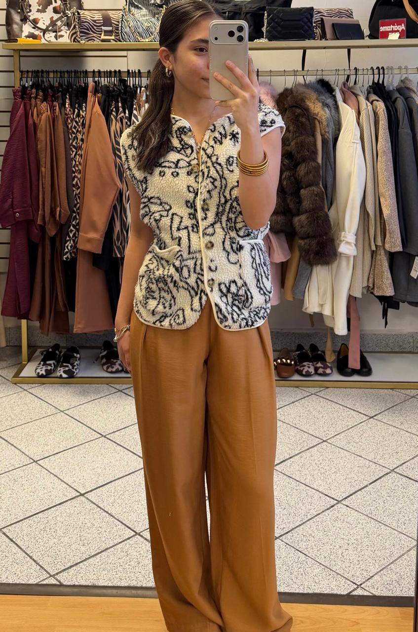 12615 Pantalón Con Elástico Liso Con Pinzas