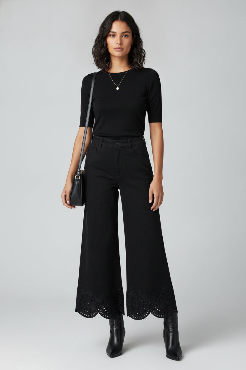 LM1100 Pantalón Pierna Ancha Bordado Inferior