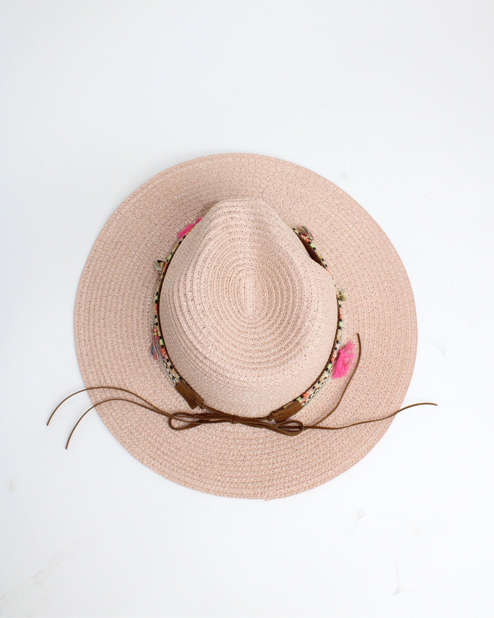 FH1187 Sombrero toquilla con motatas y conchas