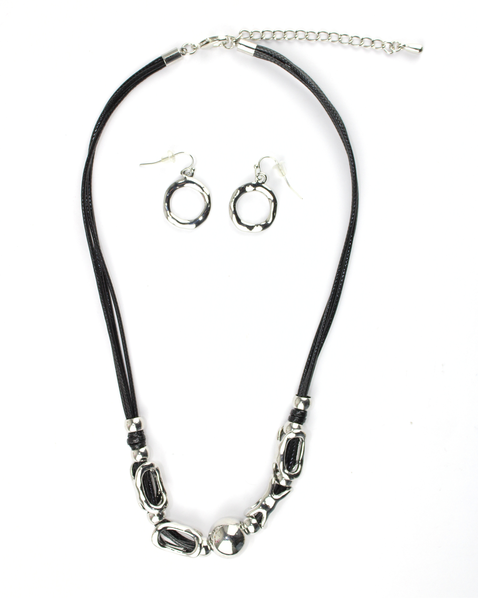 25025 collar cordón negro con piedras irregulares