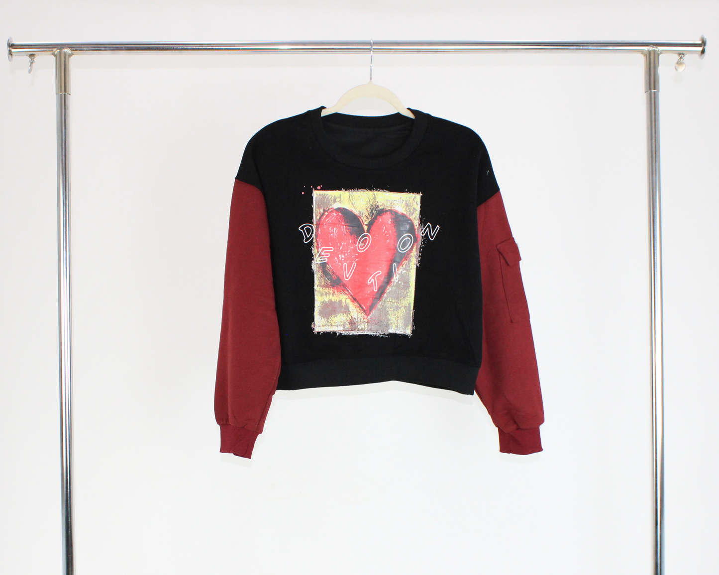 720# Sudadera Cuello Redondo Con Personalizado Corazon/Devotion