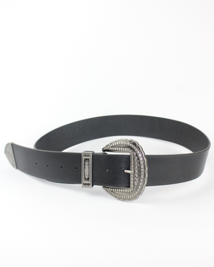 1406 Cinturón hebilla cuadrada grabada