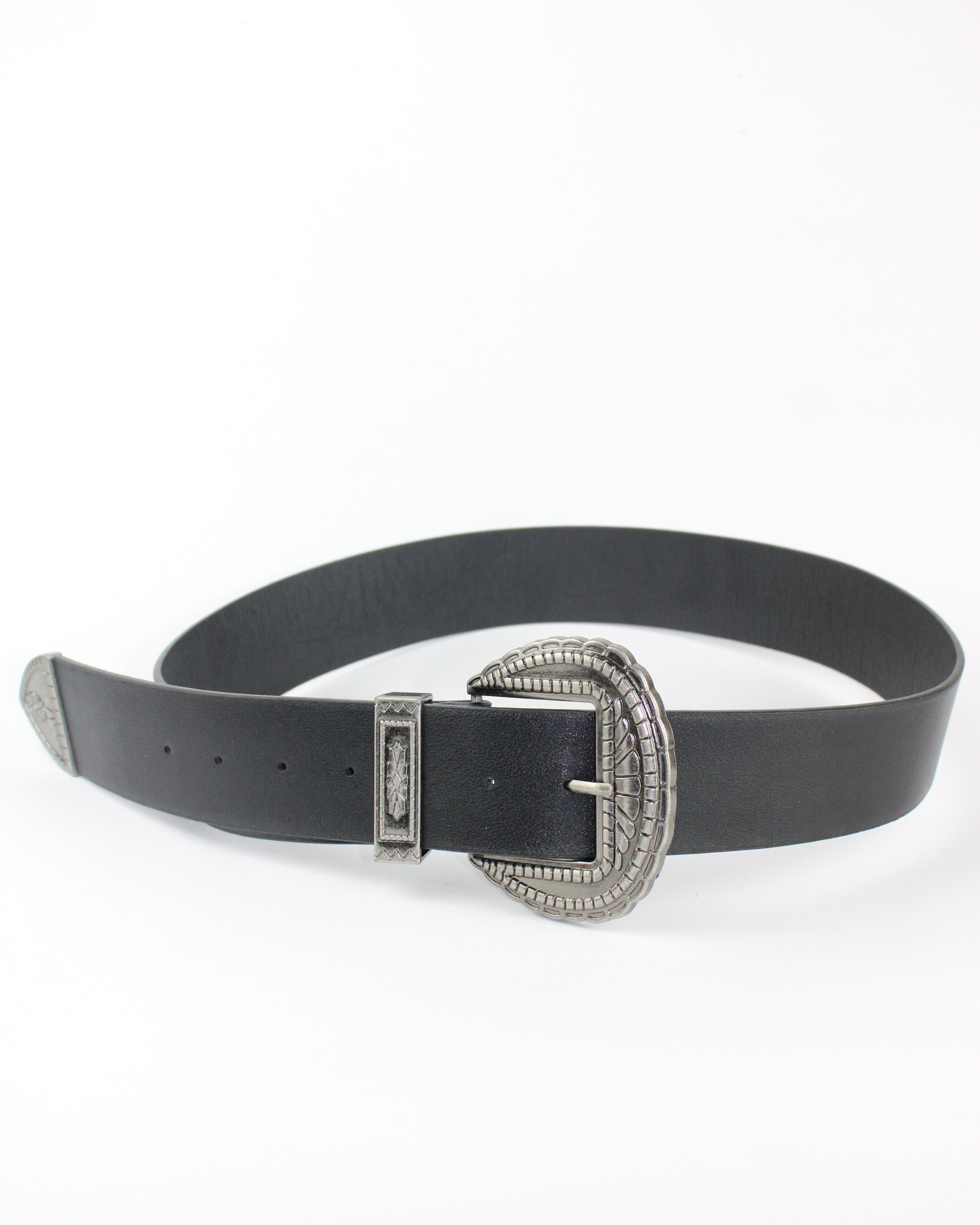 1406 Cinturón hebilla cuadrada grabada