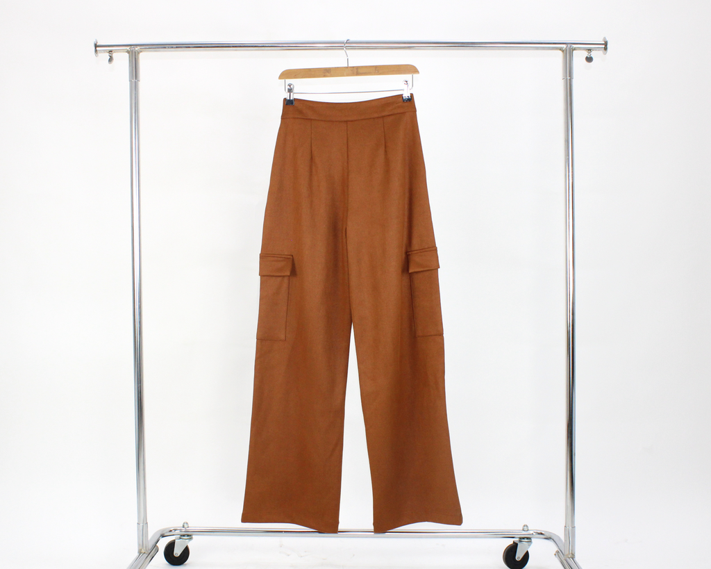 P295 Pantalon Cargo Lineas Diagonales