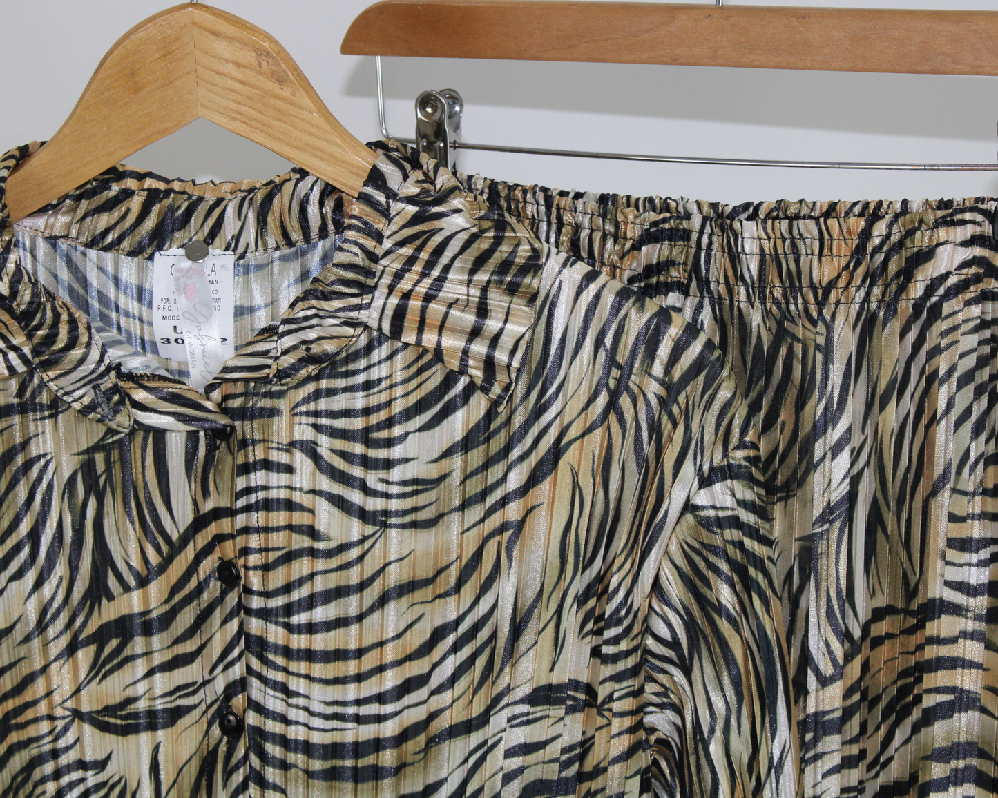 M2468 Conjunto Pantalon Y Blusa Camiseta Manga Larga CV Animal Print