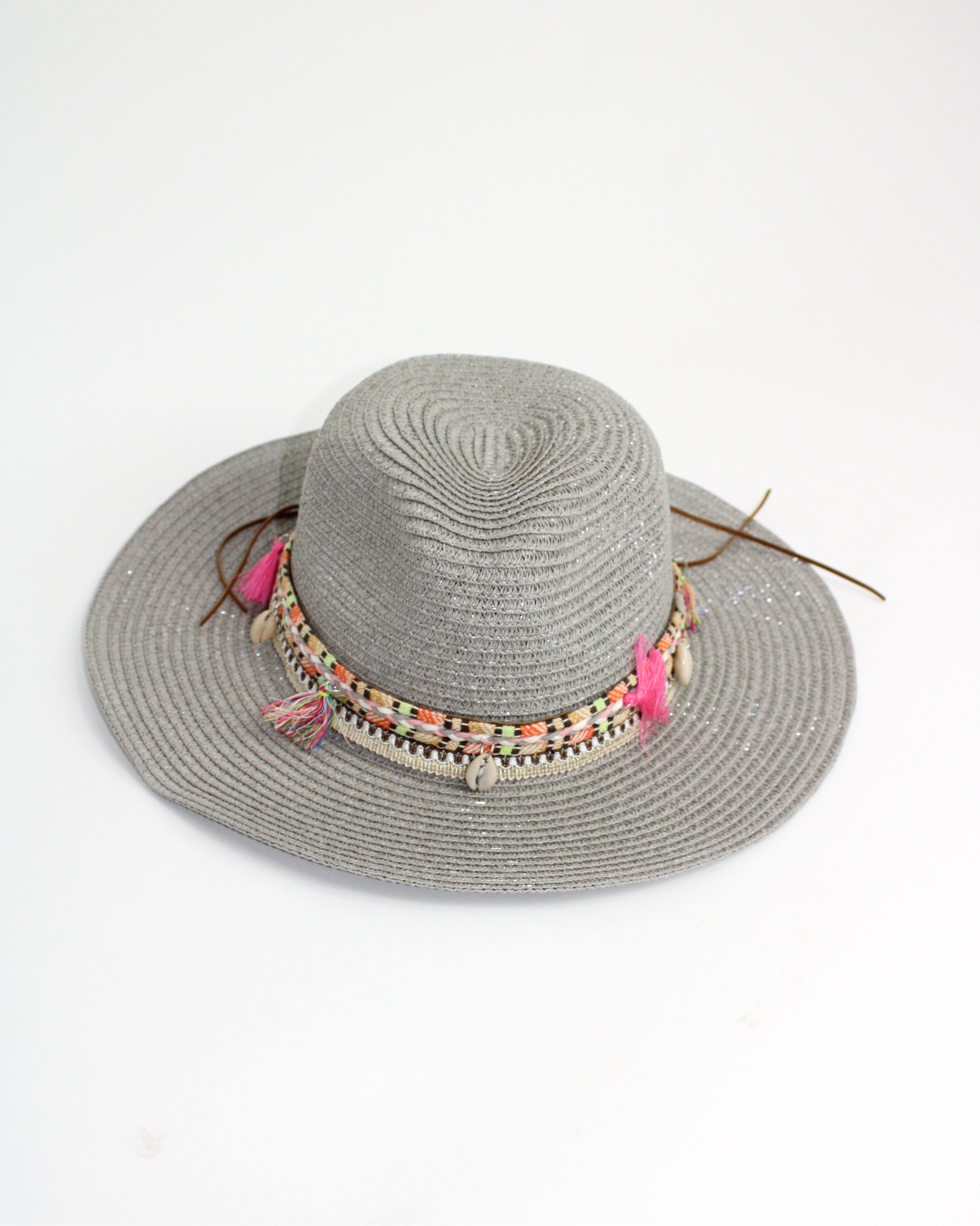 FH1187 Sombrero toquilla con motatas y conchas