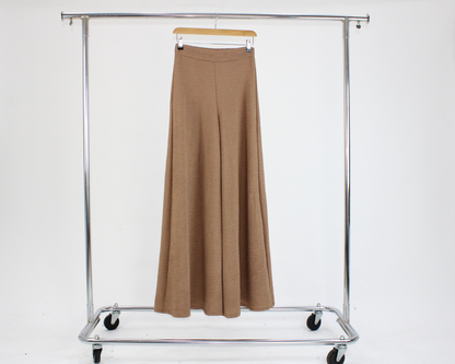 3705 Pantalon Pierna Corrugada Ancha