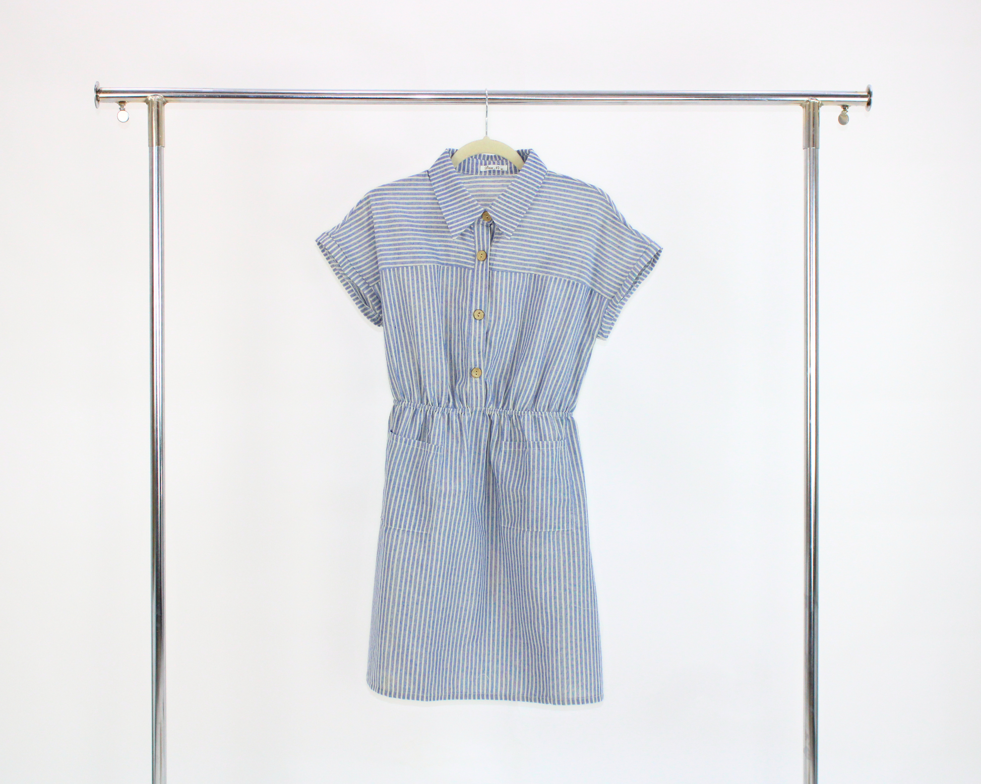 MO153 Vestido líneas vertical elástico