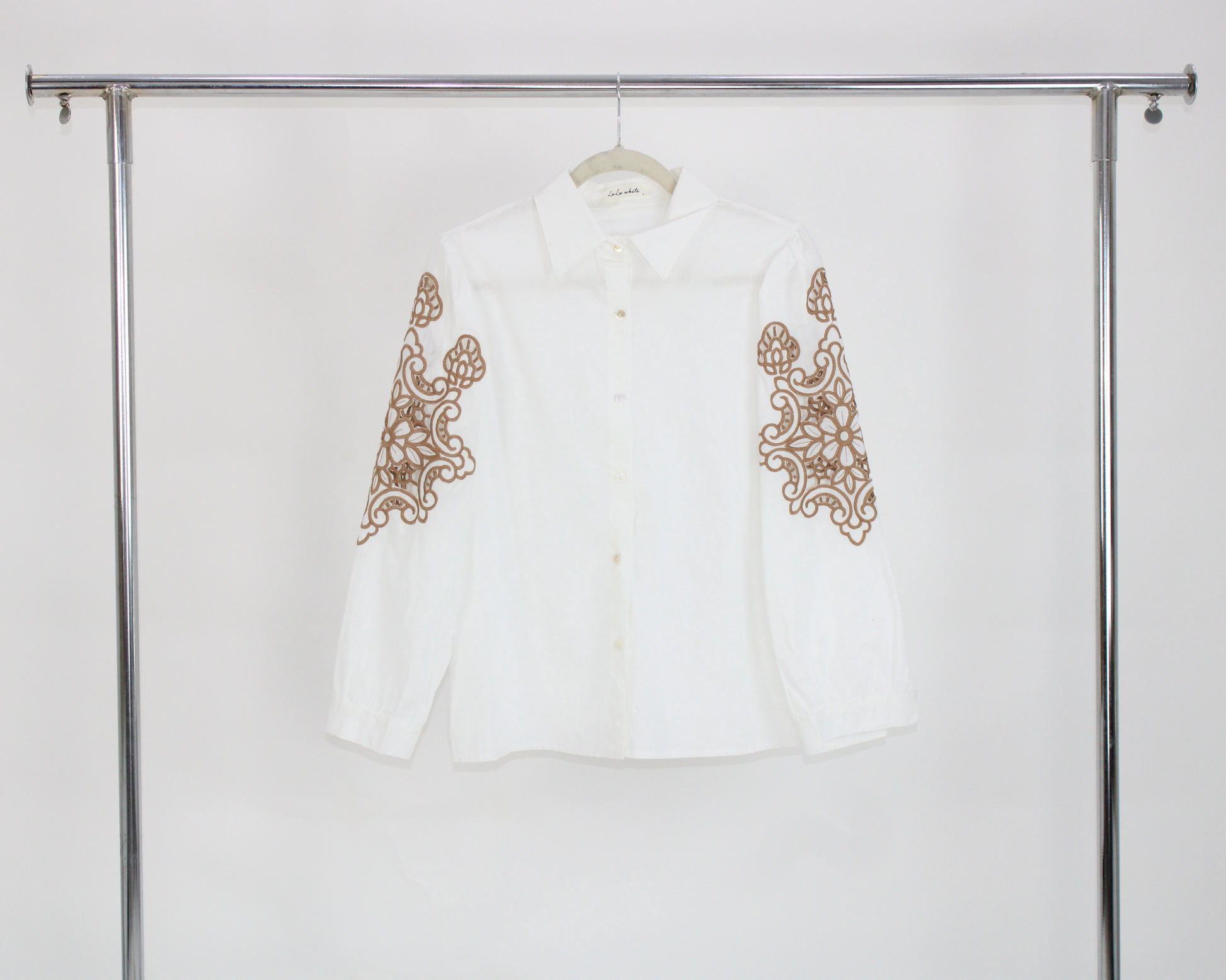 72269 Camisa tipo manta manga bordada