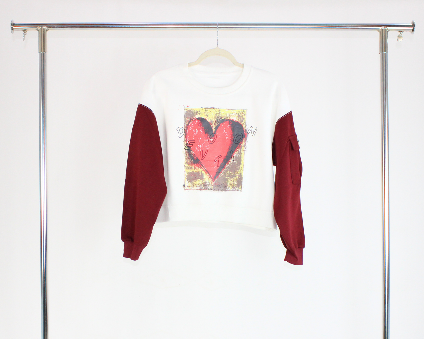 720# Sudadera Cuello Redondo Con Personalizado Corazon/Devotion