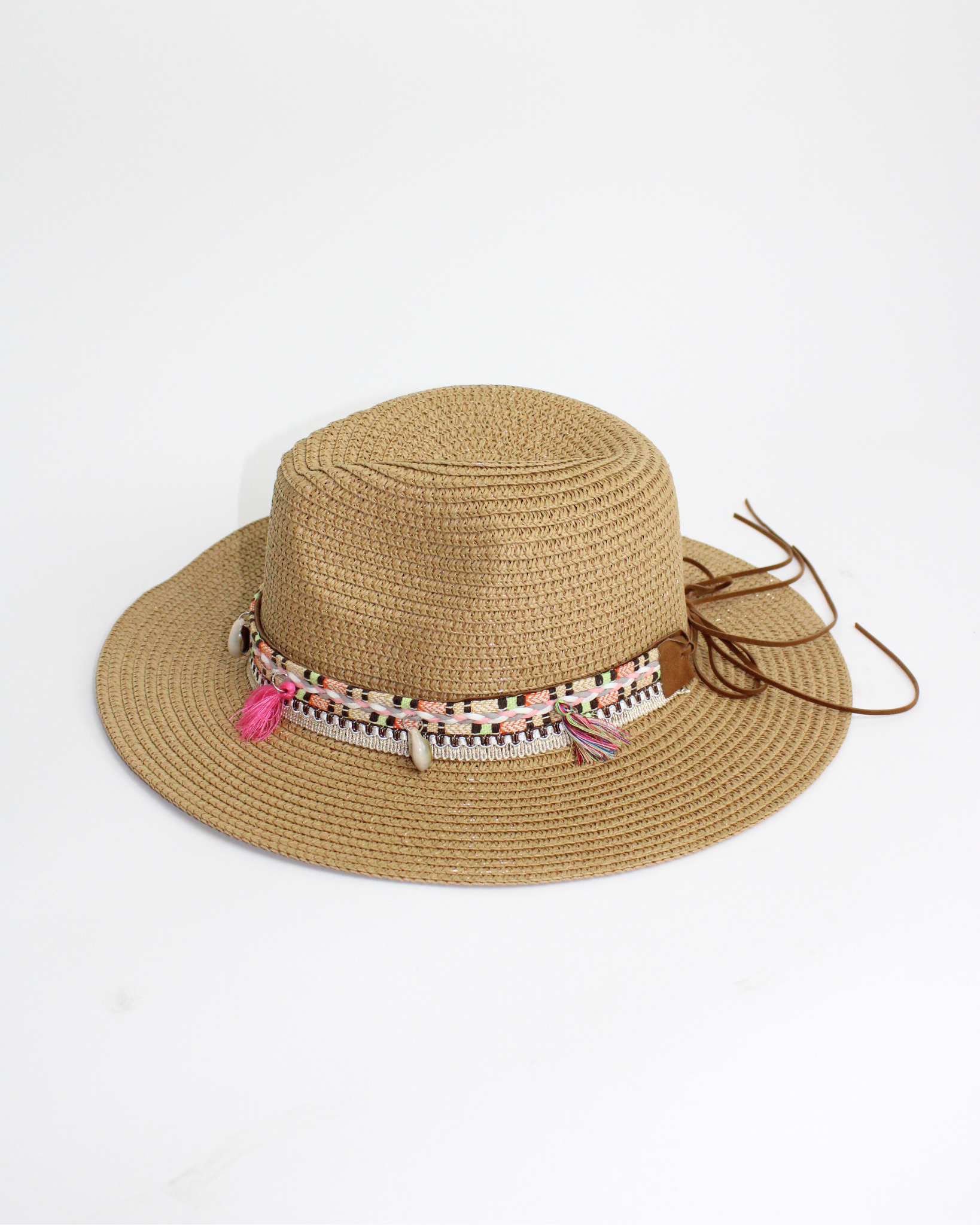 FH1187 Sombrero toquilla con motatas y conchas