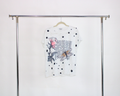 YA005 Blusa efecto roto piedra y frase