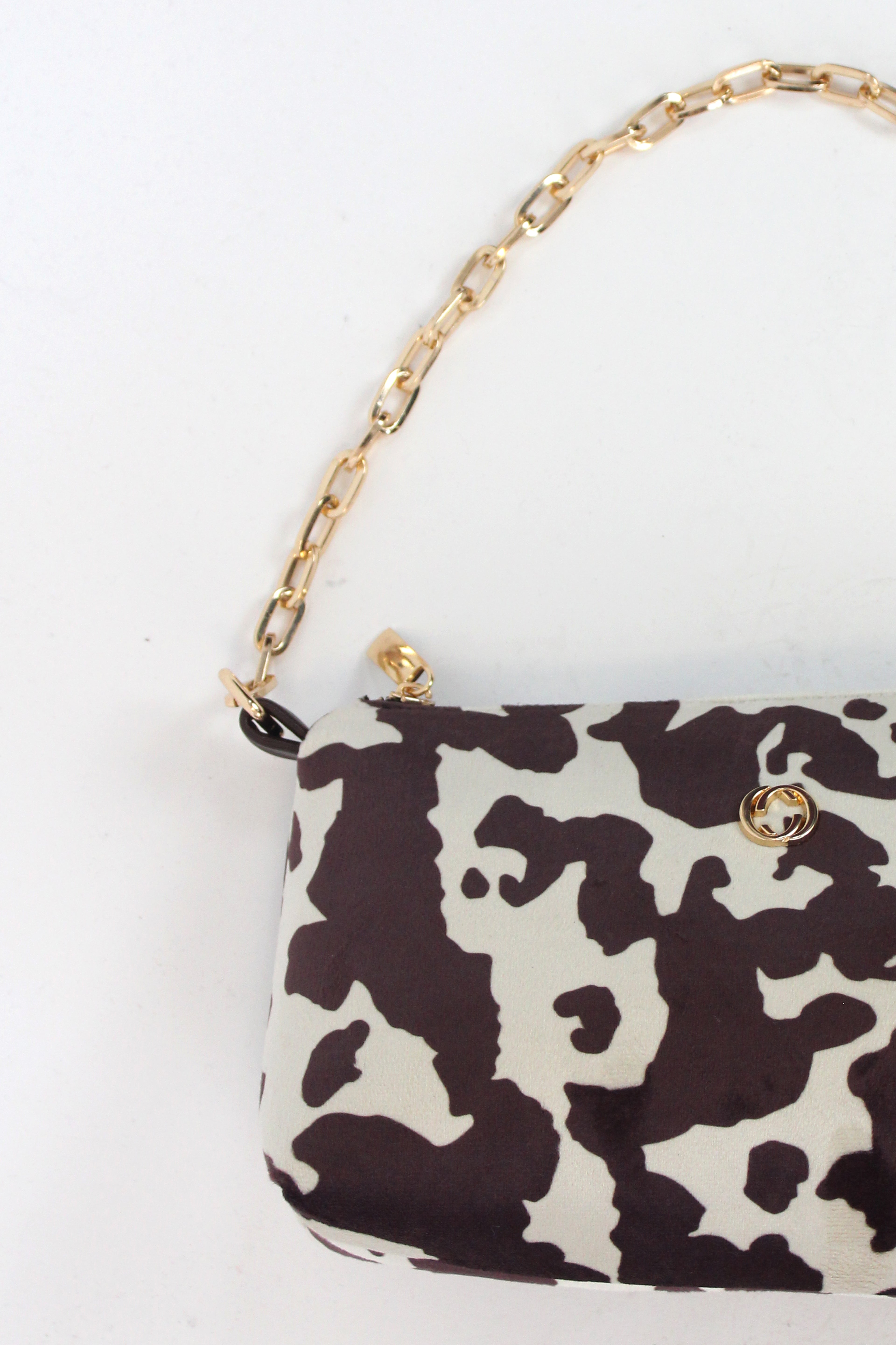 52565 Bolsa Mediana Estampado Vaca con Cadena