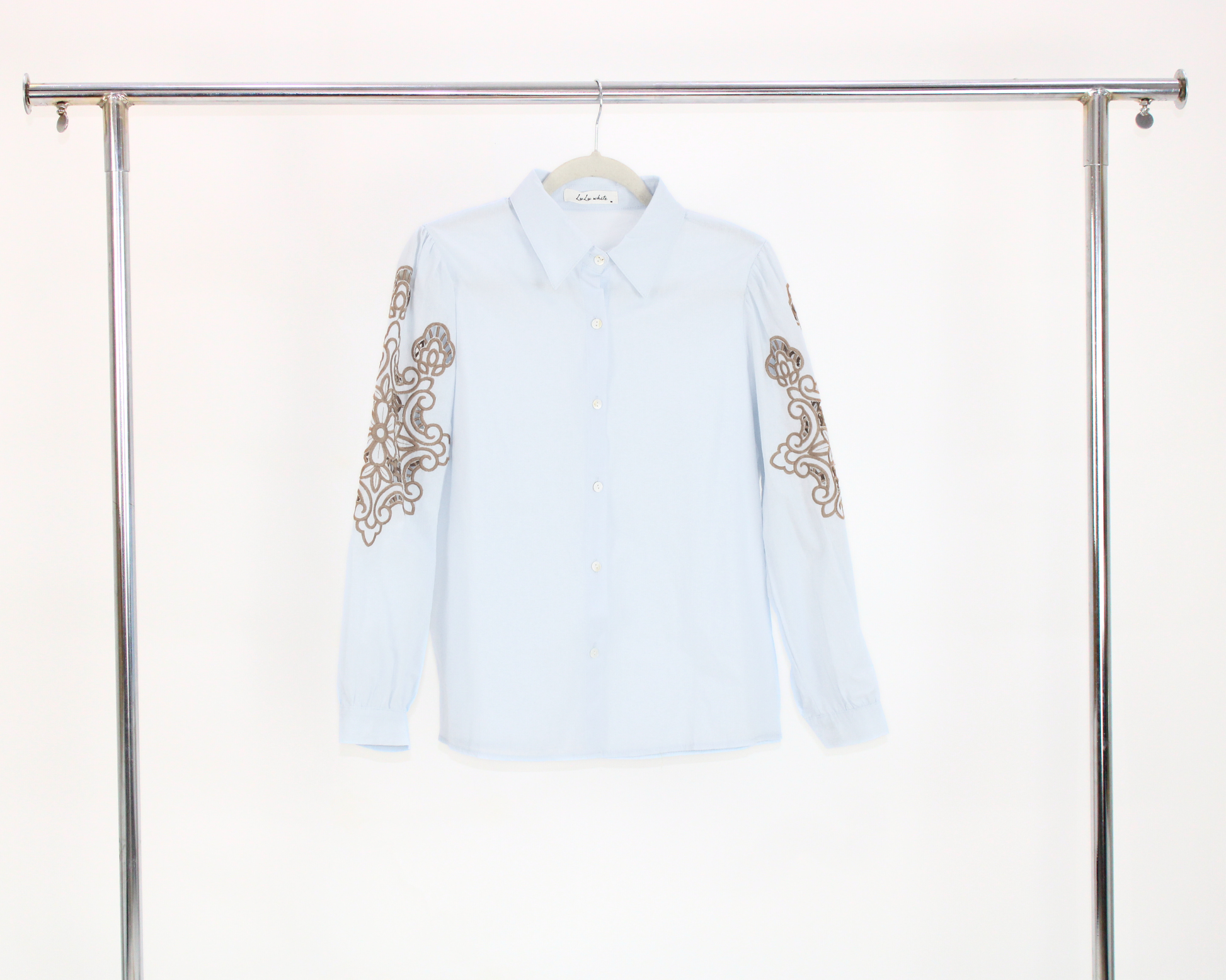 72269 Camisa tipo manta manga bordada