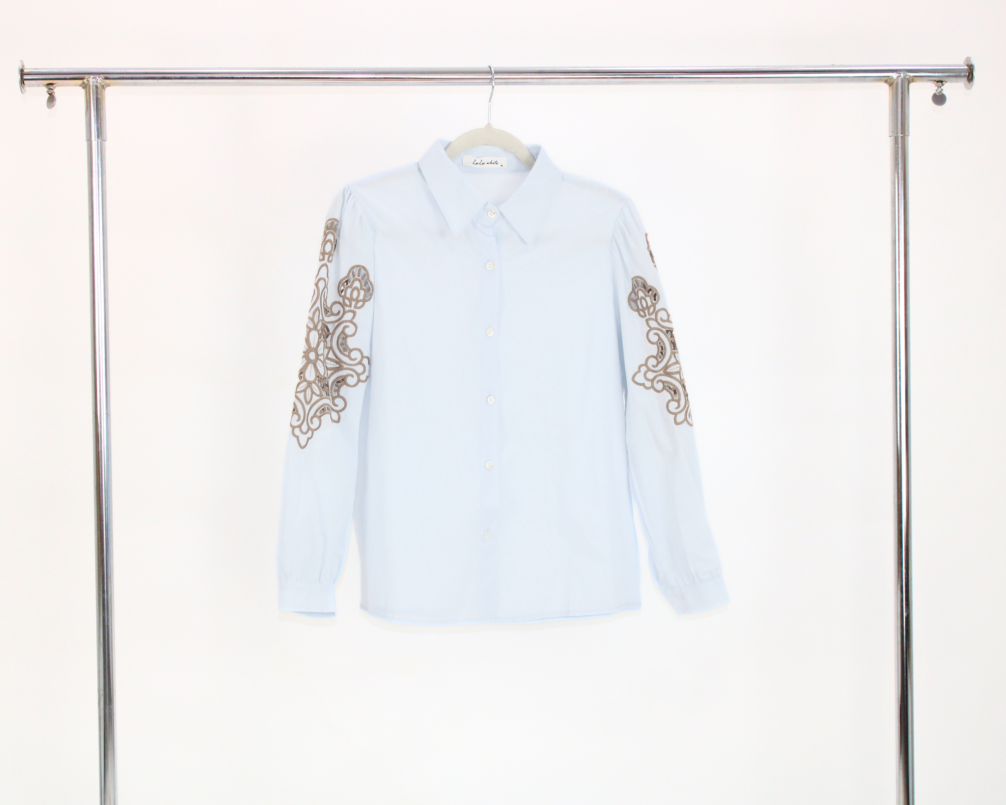 72269 Camisa tipo manta manga bordada
