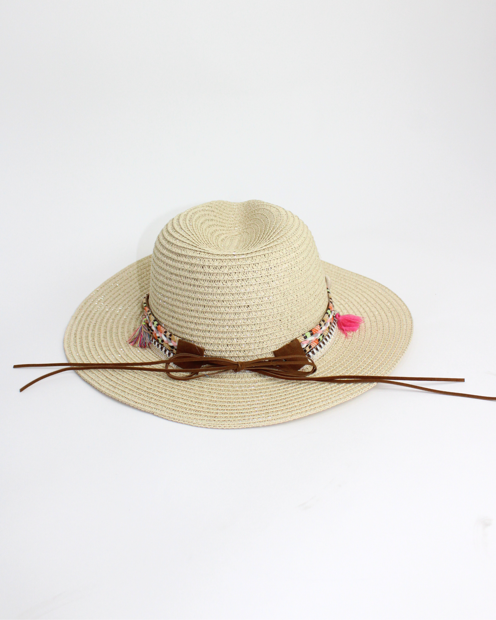 FH1187 Sombrero toquilla con motatas y conchas