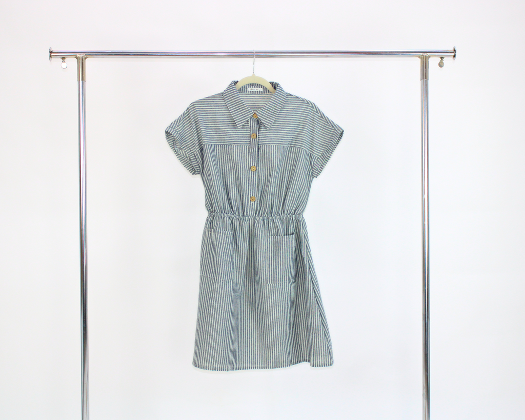 MO153 Vestido líneas vertical elástico