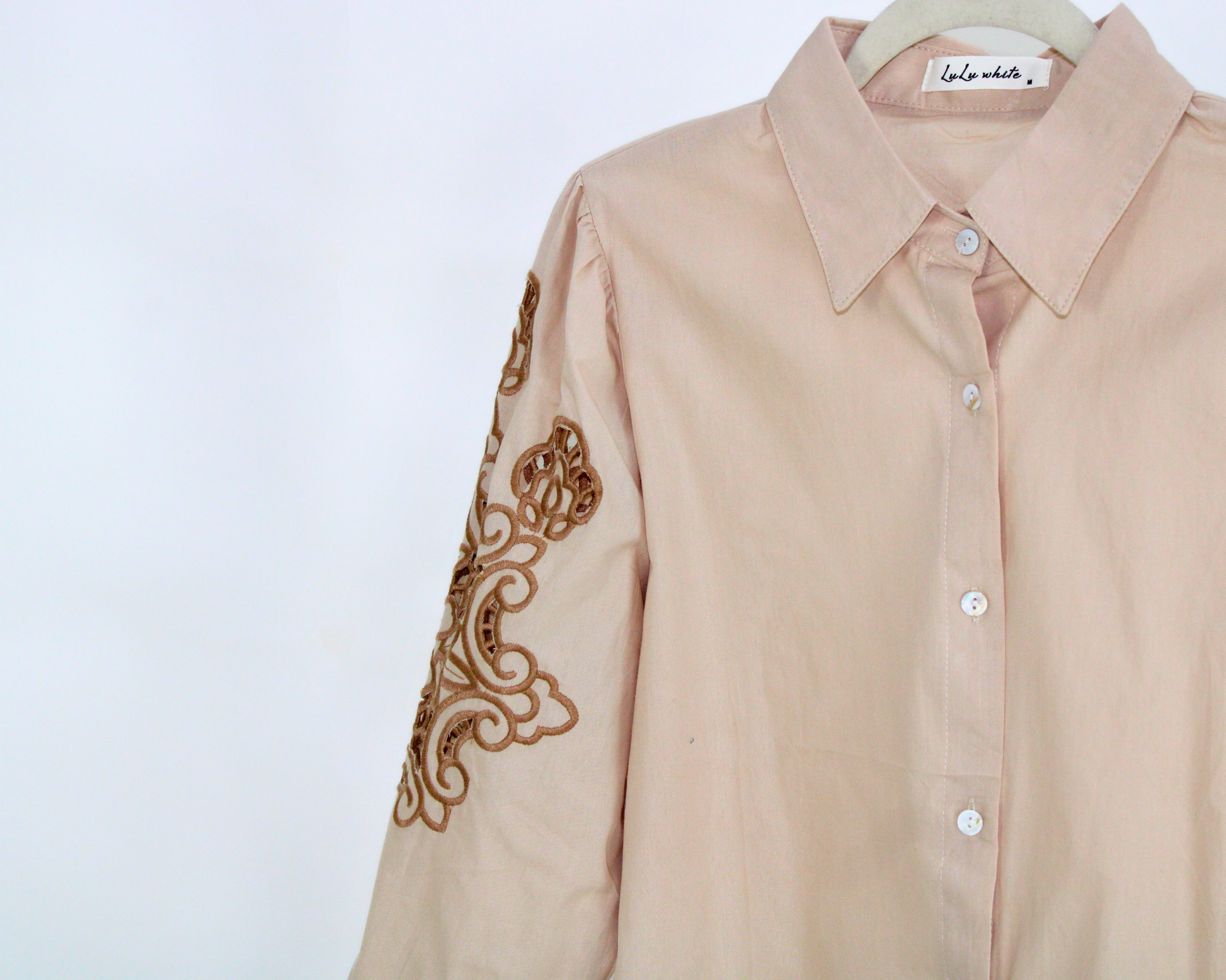 72269 Camisa tipo manta manga bordada