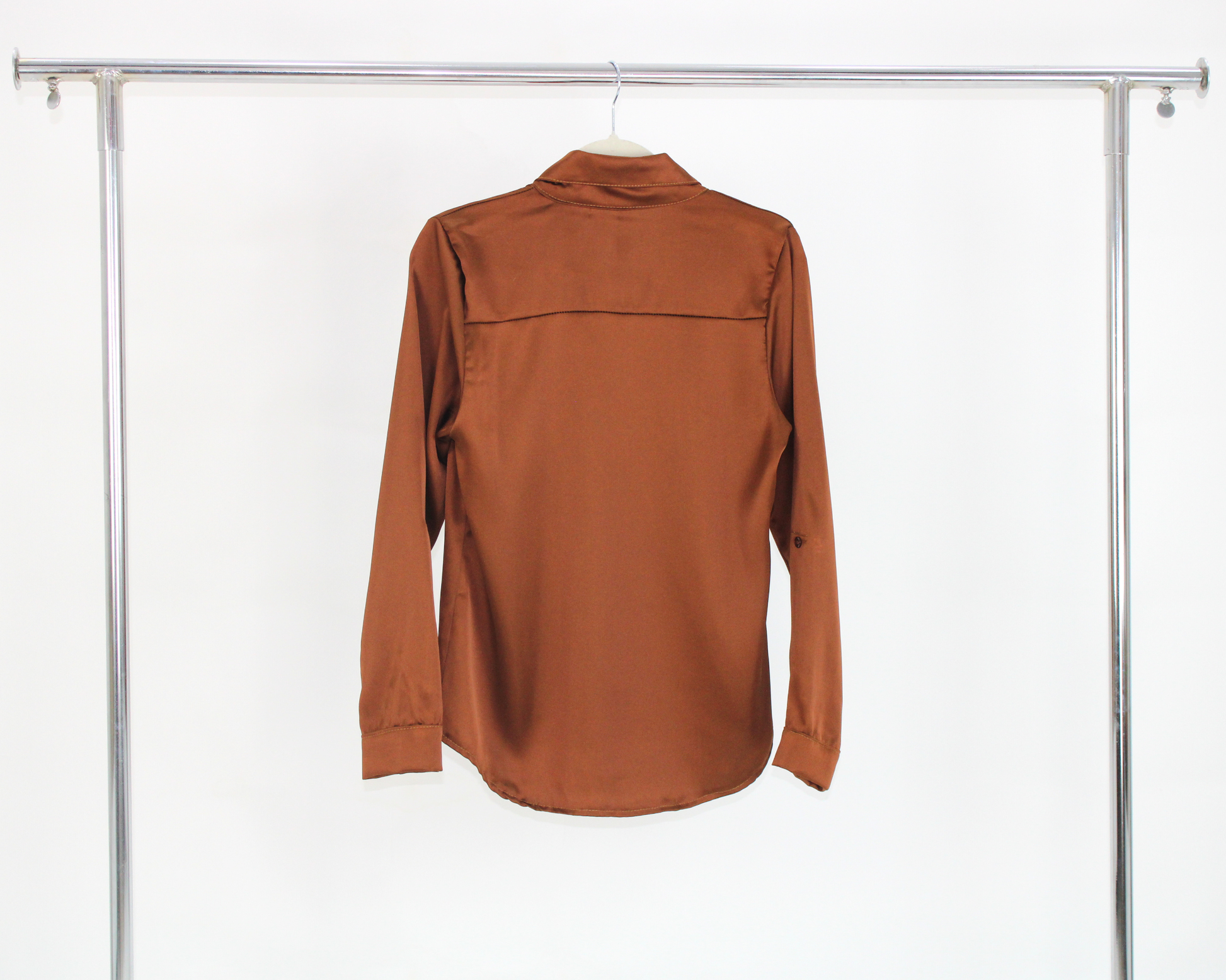 2647 Blusa Satin Con Caida