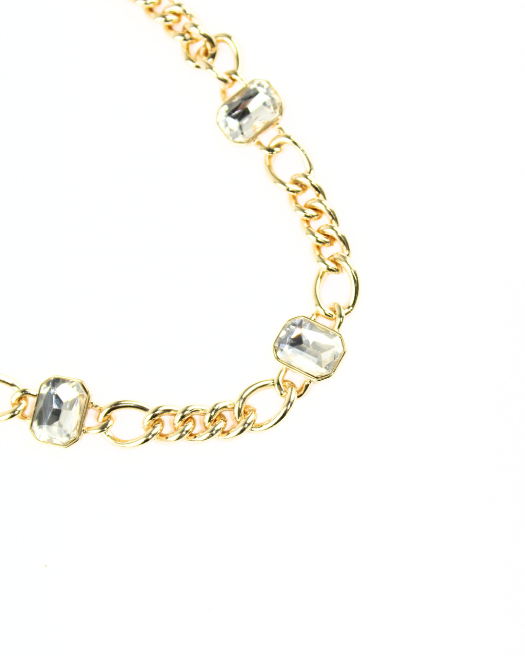 2604 Cadena con 3 piedras cuadradas