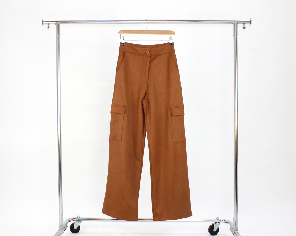 P295 Pantalon Cargo Lineas Diagonales