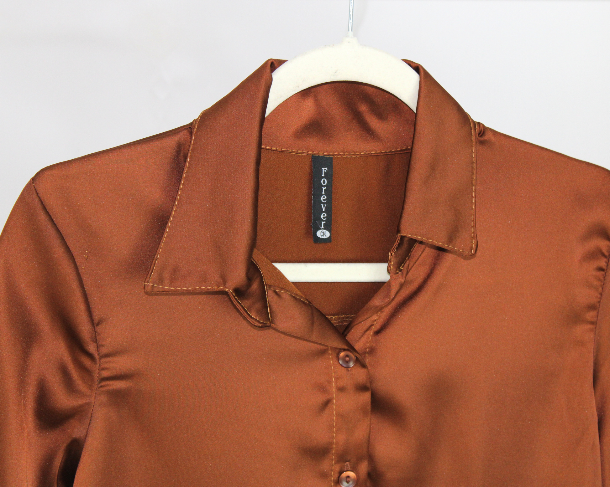 2647 Blusa Satin Con Caida