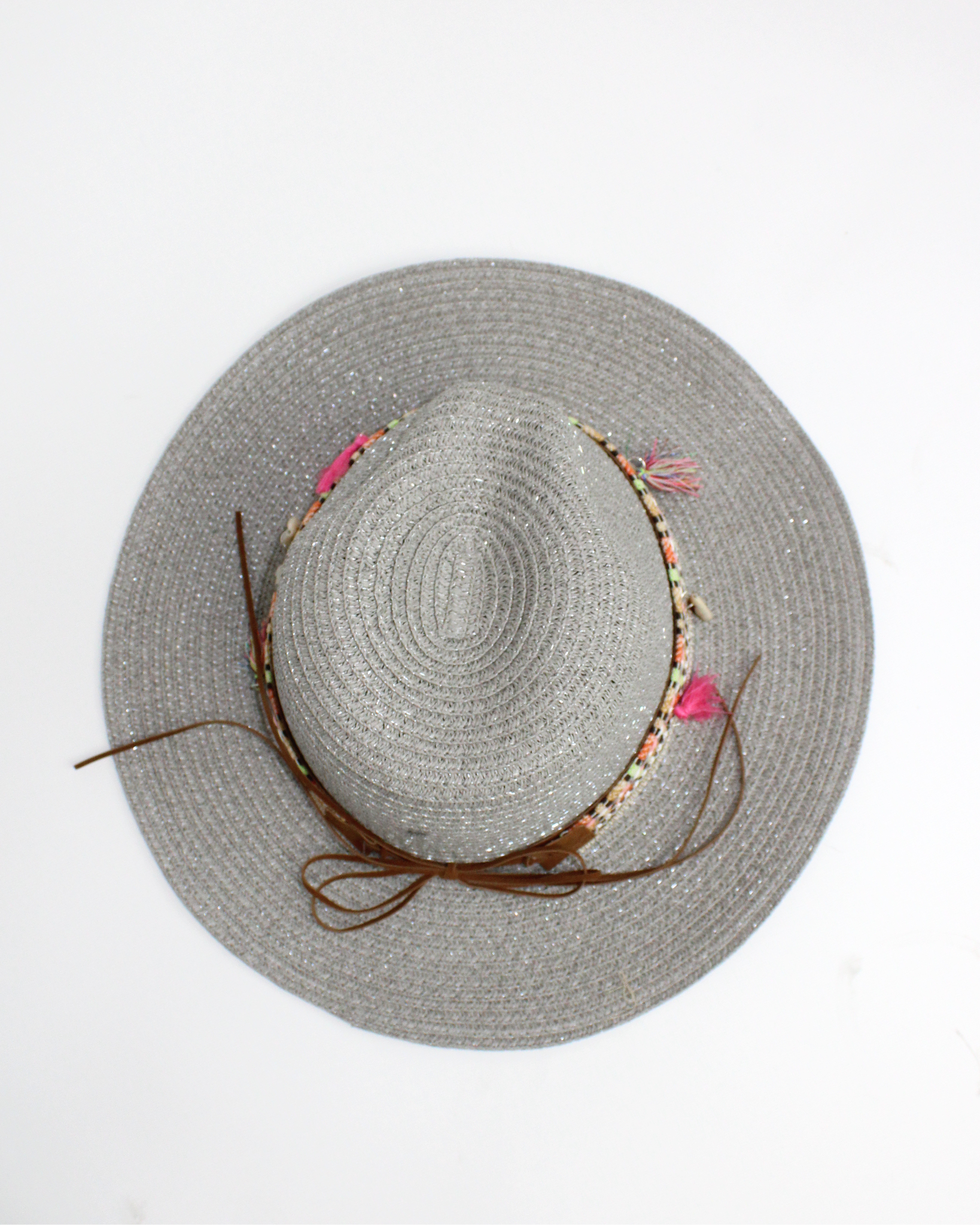 FH1187 Sombrero toquilla con motatas y conchas