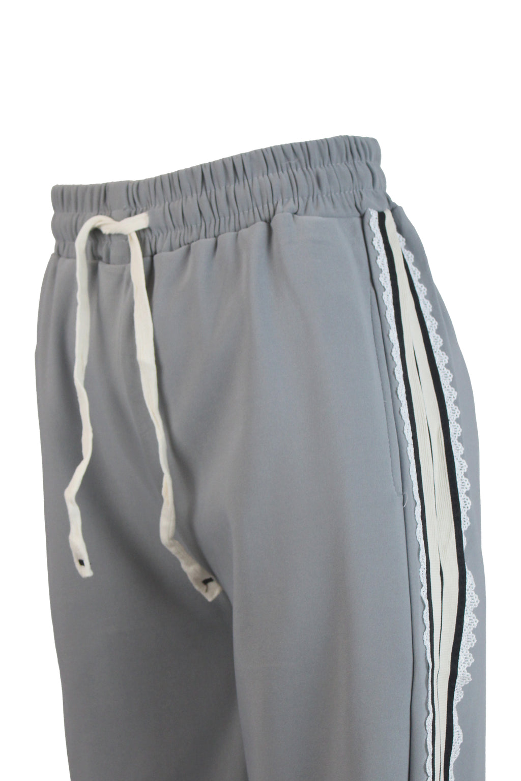 YC-32189 Pantalonera Lisa con Bordado y Rayas Laterales