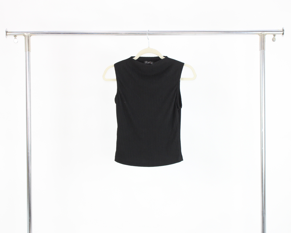 24300 Blusa sin manga rayas gamusa