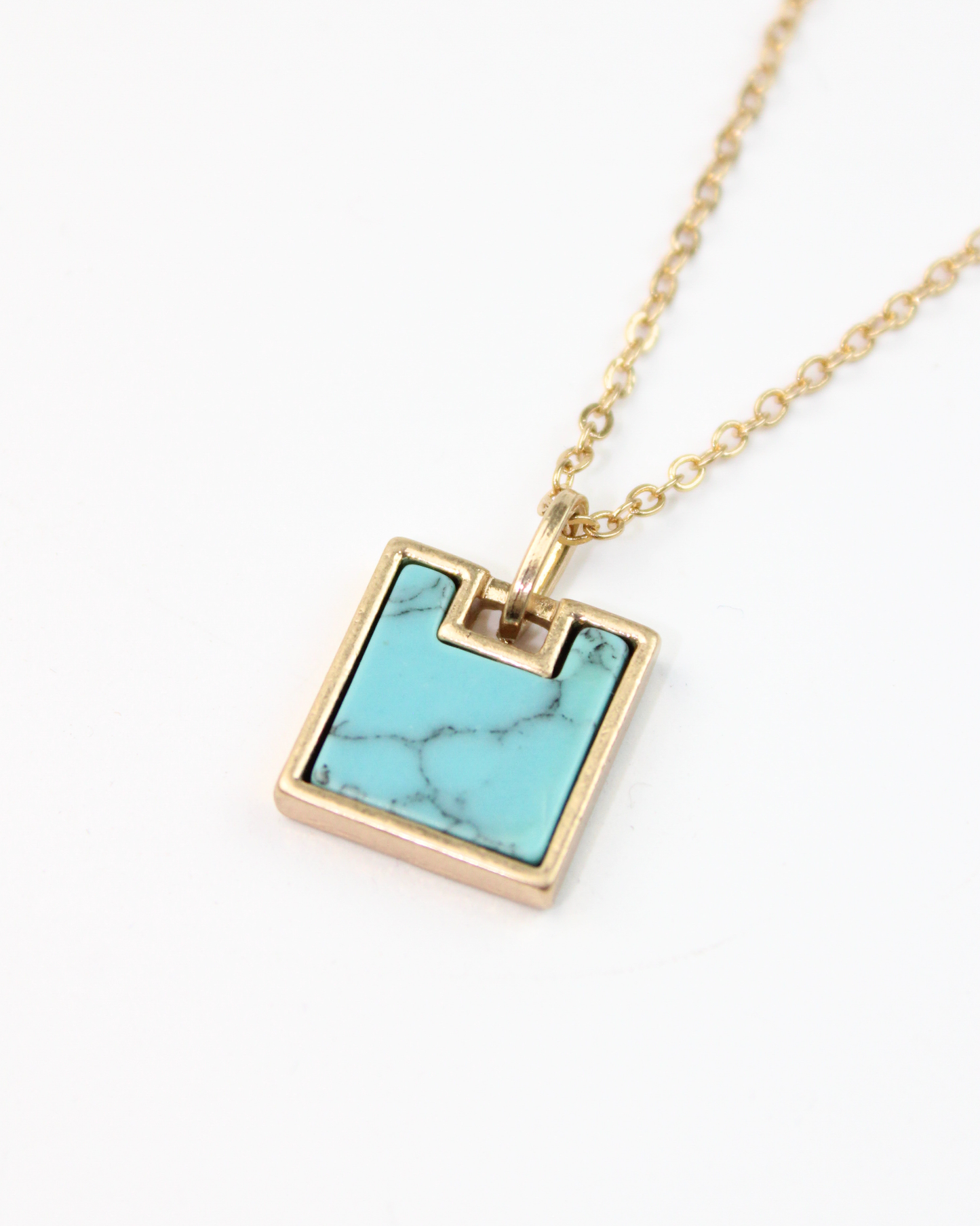 5750 Collar Doble Cadena y Piedra