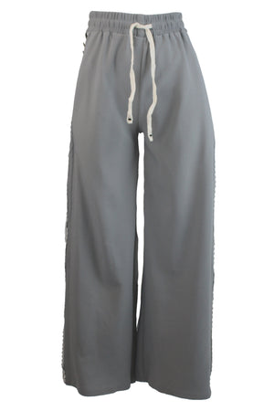 YC-32189 Pantalonera Lisa con Bordado y Rayas Laterales